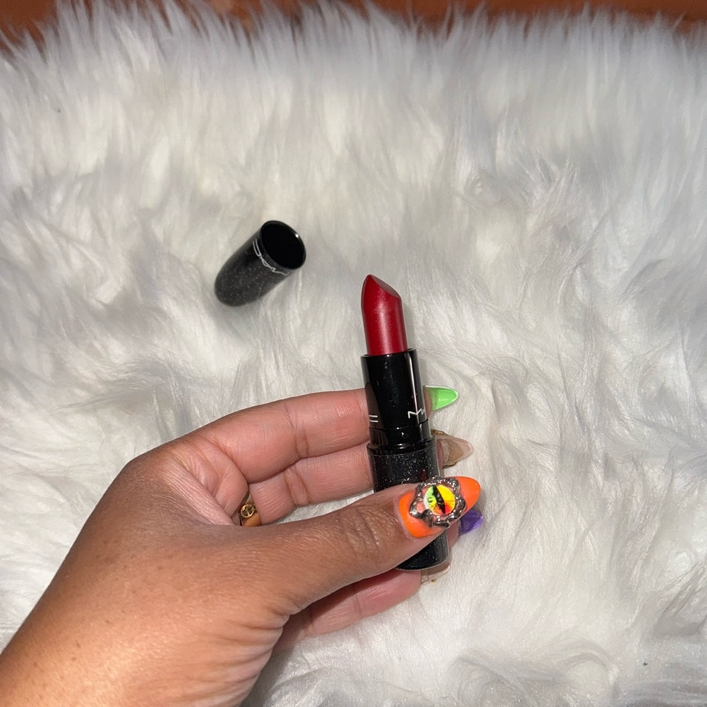 Mac sparks of romance